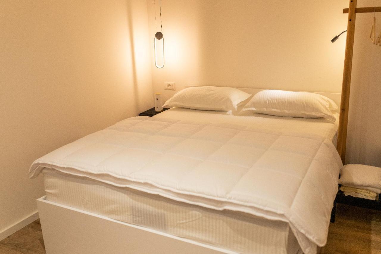 Blloku Studio Apartament Tirana Buitenkant foto